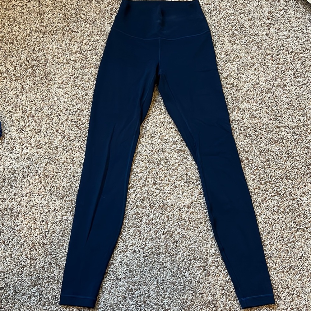Lululemon navy wunder under leggings